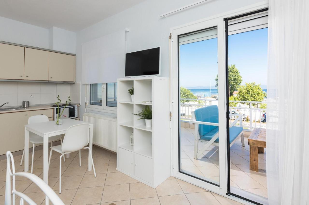 Urban Sea Side Apartments Limenas  Esterno foto