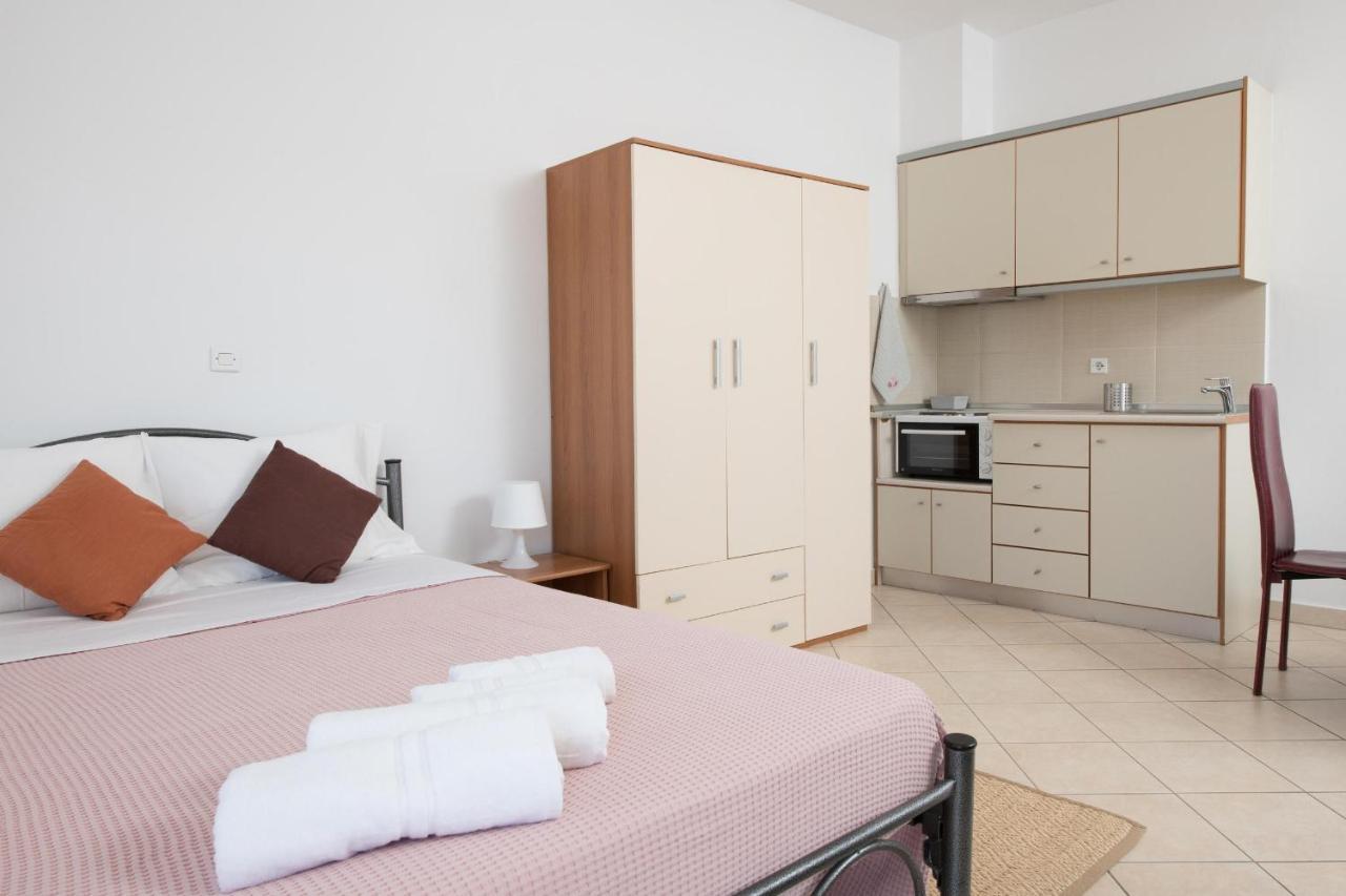 Urban Sea Side Apartments Limenas  Esterno foto